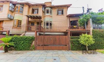 Casa com 3 quartos à venda na Rua Heitor Manganelli, --, Jardim Itu Sabará, Porto Alegre