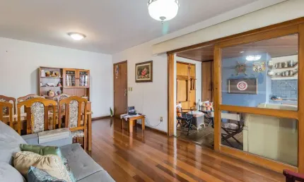 Apartamento à venda no bairro Jardim Lindóia em Porto Alegre/RS