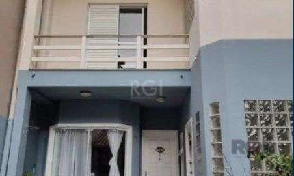 Cara para venda com 3 dormitórios, 1 suíte e 3 vagas no Bela Vista