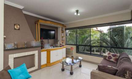 Apartamento de 3 dormitórios no bairro Jardim Itu Sabará - Porto Alegre