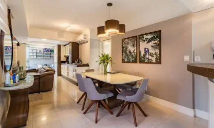 Apartamento à venda no bairro Petrópolis em Porto Alegre/RS