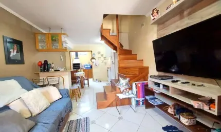 Casa em condomínio fechado com 3 quartos à venda na Rua Sílvio Silveira Soares, --, Camaquã, Porto Alegre