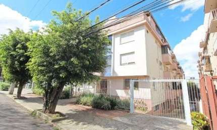 Cobertura com 2 dormitórios no Bairro Passo Da Areia