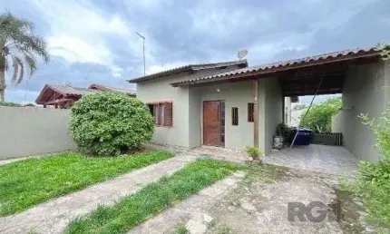 Casa em Porto Alegre, no bairro Lageado, com 3 dormitório(s), e 3 banheiros, à venda.