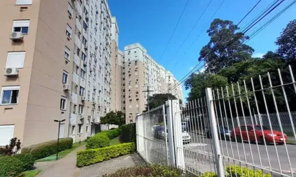 Apartamento de 2 quartos, suíte e 1 vaga de garagem no bairro Jardim Carvalho
