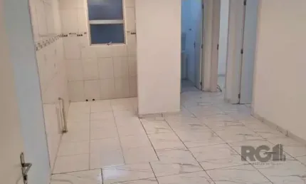 Apartamento com 2 quartos à venda na Rua Império, --, Vila Nova, Porto Alegre