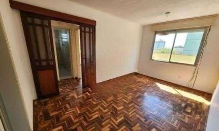 Apartamento no Passo D&amp;#39;areia de 2 dormitórios e vaga desocupado