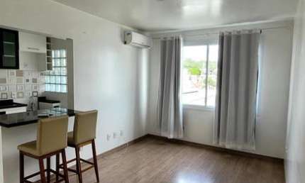 Apartamento de 2 Dormitórios – Semimobiliado e Reformado – Menino Deus