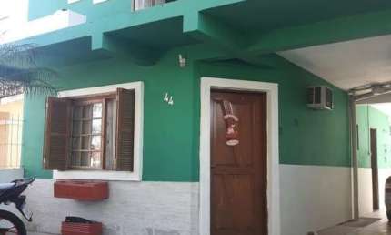 Casa 3 dormitórios, 7 vagas - Hípica, Porto Alegre RS