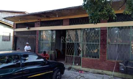 Casa para Venda - 748m², 3 dormitórios, 4 vagas - Belém Velho, Porto Alegre