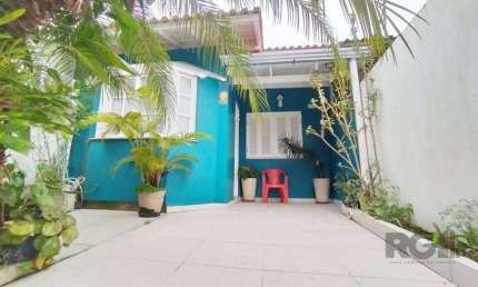 Casa com 2 quartos à venda na Rua Bernardo Profes, --, Hípica, Porto Alegre