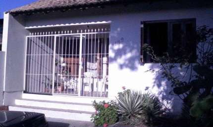 Casa para Venda - 120m², 2 dormitórios, 2 vagas - Jardim Floresta