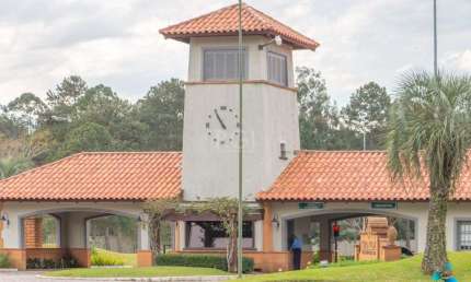 Terreno no Terra Ville - Belém Novo Golf Club com 1000 m² medindo 20m de frente x50m de fundos , no bairro Belém Novo, Porto Alegre.