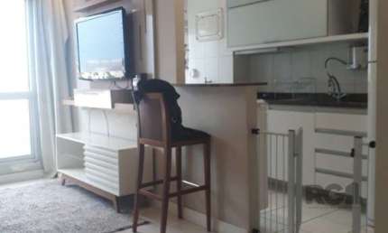 APARTAMENTO DE 2 DORMITÓRIOS E VAGA ESCRITURADA EM CONDOMÍNIO COM INFRA COMPLETA.