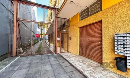 Apartamento de 01 Dormitório no Bairro Partenon com 38,00 m² de área Privativa