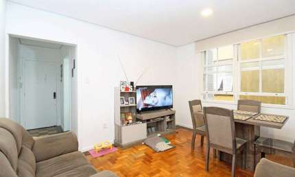 Apartamento para Venda - 68m², 2 dormitórios, sendo 1 suites, Cidade Baixa