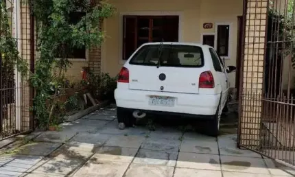 Casa com 2 quartos à venda na Rua Baldoino Bottini, --, Hípica, Porto Alegre