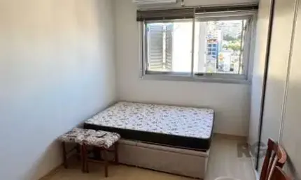 Apartamento JK semi mobiliado no bairro Rio Branco, Porto Alegre/RS