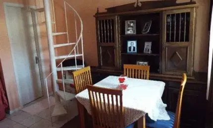 Casa para Venda - 89.93m², 2 dormitórios, 2 vagas - Hípica