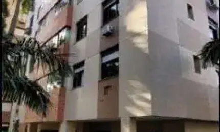 Apto. 2d com vaga coberta ao lado do barra shopping