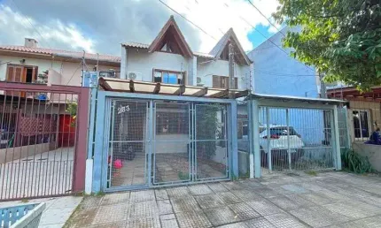 Casa com 2 quartos à venda na Rua Itacyr Rossi, --, Guarujá, Porto Alegre