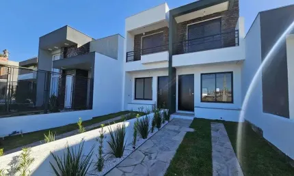 Casa com 2 quartos à venda na Rua Sete Mil Duzentos E Dois, --, Hípica, Porto Alegre
