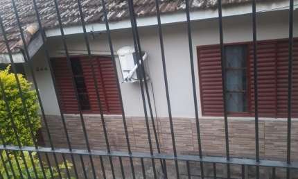 Casa para Venda - 80m², 2 dormitórios, 2 vagas - Jardim Carvalho