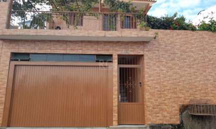 Casa com 3 quartos à venda na Avenida Renascença, --, Cascata, Porto Alegre