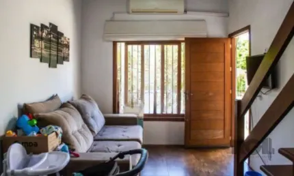 Casa com 3 quartos à venda na Avenida Nossa Senhora de Guadalupe, --, Hípica, Porto Alegre