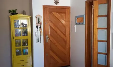 Apartamento de 2 dormitórios com vaga no bairro vila nova