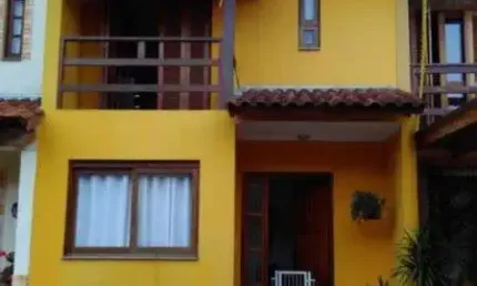 Casa com 2 quartos à venda na Avenida Edgar Pires de Castro, --, Hípica, Porto Alegre