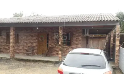 Casa para Venda - 132m², 2 dormitórios, 2 vagas - Lami, Porto Alegre