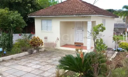 Casa para Venda - 495m², 2 dormitórios, sendo 1 suites, 4 vagas - Belém Velho, Porto Alegre