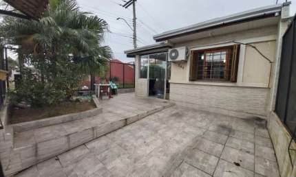 Casa com 3 quartos à venda na Rua Wilson Luiz de Almeida, --, Hípica, Porto Alegre