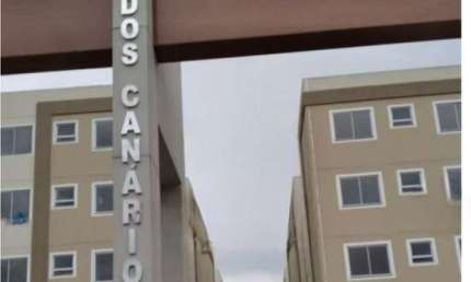 Apartamento em condomínio fechado, 2 dormitórios vaga de garagem no bairro Restinga.