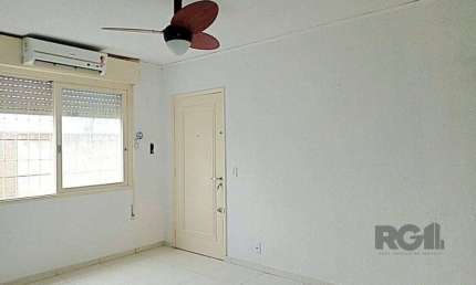 Apartamento com 2 quartos à venda na Rua Gaurama, --, Cavalhada, Porto Alegre