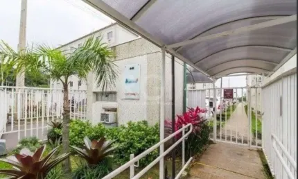 Apartamento 2 dormitórios com vaga no bairro cavalhada.
