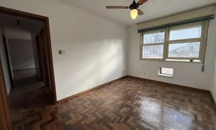 Apartamento de 2 quartos, opção 3º quarto ou gabinete e 1 vaga de garagem