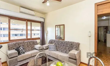 Apartamento com 2 quartos à venda na Avenida Senador Salgado Filho, --, Centro Histórico, Porto Alegre
