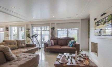 Casa em condomínio fechado com 5 quartos à venda na Rua Attílio Bilibio, --, Jardim Carvalho, Porto Alegre