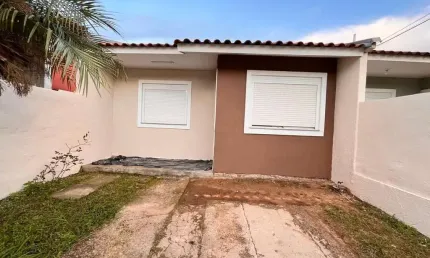 Casa com 2 quartos à venda na Rua Carlos Maximiliano Fayet, --, Hípica, Porto Alegre