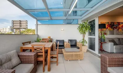 Apartamento garden com 178m², 3 quartos, 1 suíte, 2 vagas individuais, no bairro chácara das pedras