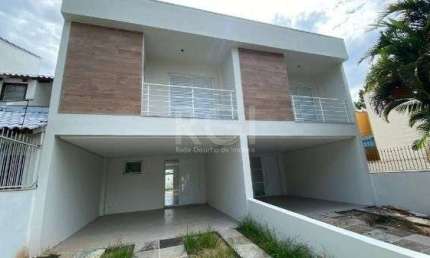 Casa para Venda - 137m², 3 dormitórios, sendo 1 suites, 2 vagas - Imperial Parque