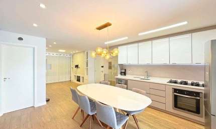 Casa com 4 quartos à venda na Avenida Clemenciano Barnasque, --, Teresópolis, Porto Alegre