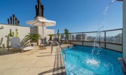 Cobertura com 4 quartos à venda na Avenida Mariland, --, Bela Vista, Porto Alegre