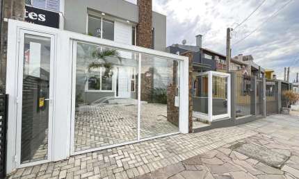 Casa em condomínio fechado com 2 quartos à venda na Rua Carlos Maximiliano Fayet, --, Hípica, Porto Alegre
