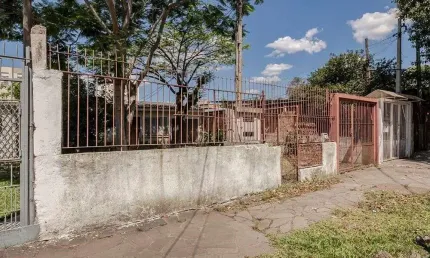 Terreno à venda na 9 De Junho, --, Partenon, Porto Alegre