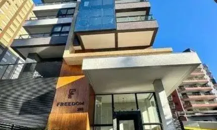 Apartamento em Torres Alto padrão de 3 dormitórios e 2 vagas