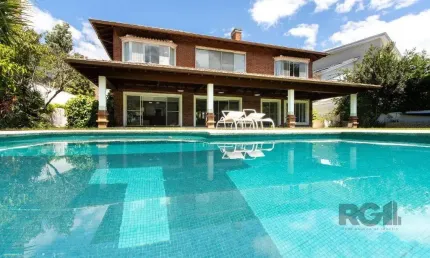 Casa em condomínio fechado com 4 quartos à venda na Avenida Juca Batista, --, Chapéu do Sol, Porto Alegre