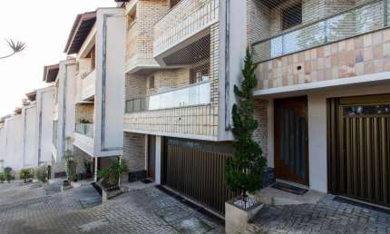Casa em condomínio fechado com 3 quartos à venda na Rua Conselheiro Xavier da Costa, --, Ipanema, Porto Alegre